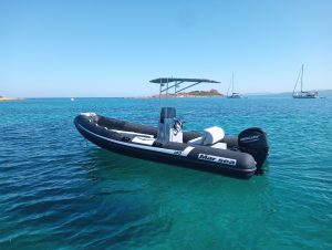 noleggio capo gommoni coda cavallo marsea 5.70