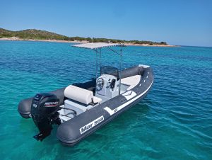 noleggio capo gommoni coda cavallo marsea 5.70